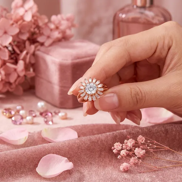 Rose_Gold_Sunburst_Solitaire_Ring_for_Women_|_Anti_Tarnish_Adjustable_Statement_Ring