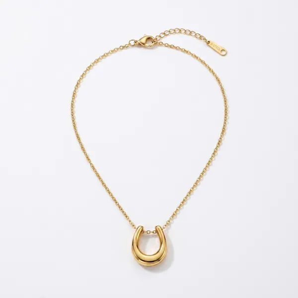 Minimalist_Gold_Horseshoe_Pendant_Necklace_for_Women_|_Stainless_Steel_Chain_Necklace