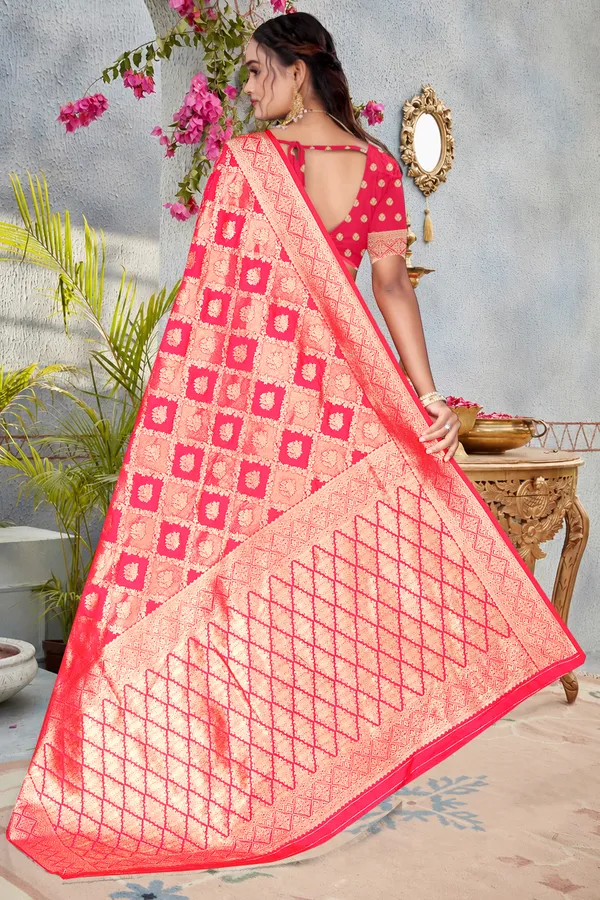 Women's_Banarasi_Art_Silk_Saree_–_gajri_Festive_Wear_Saree_with_Heavy_Woven_Zari_Border_and_Blouse_Piece