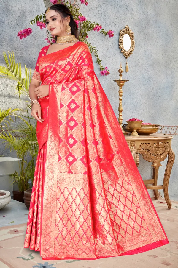 Women's_Banarasi_Art_Silk_Saree_–_gajri_Festive_Wear_Saree_with_Heavy_Woven_Zari_Border_and_Blouse_Piece