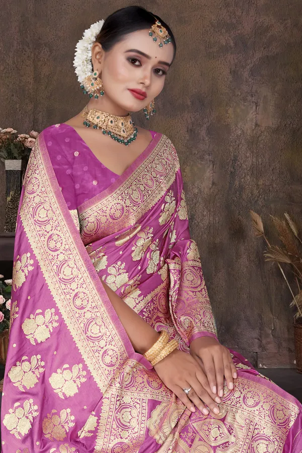 Women's_Banarasi_Art_Silk_Saree_–_Light_Purple_Festive_Wear_Saree_with_Heavy_Woven_Zari_Border_and_Blouse_Piece