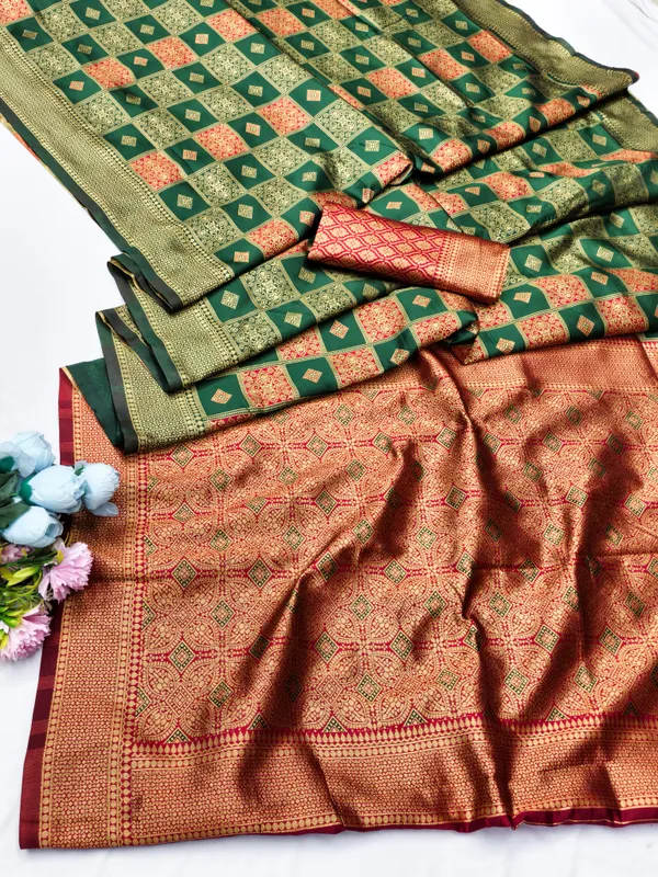 Dark_Green_And_Red_Jacquard_Banarasi_Silk_Saree_For_Women