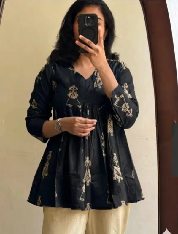 Women_Black_Rayon_Printed_Peplum_Top_V-Neck_Flared_Kurti_Top_Casual_And_Party_Wear_Ethnic_Top