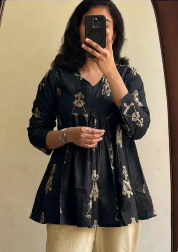 Women_Black_Rayon_Printed_Peplum_Top_V-Neck_Flared_Kurti_Top_Casual_And_Party_Wear_Ethnic_Top