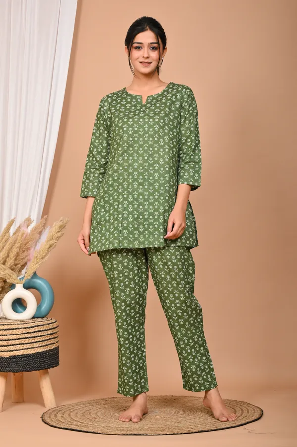 Olive_Green_Cotton_Printed_Night_Suit_For_Women