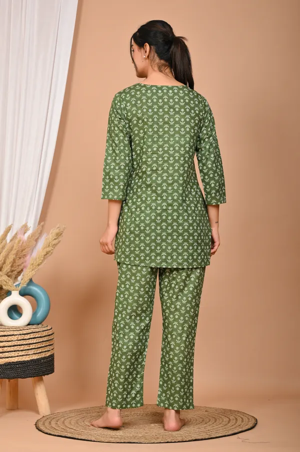 Olive_Green_Cotton_Printed_Night_Suit_For_Women