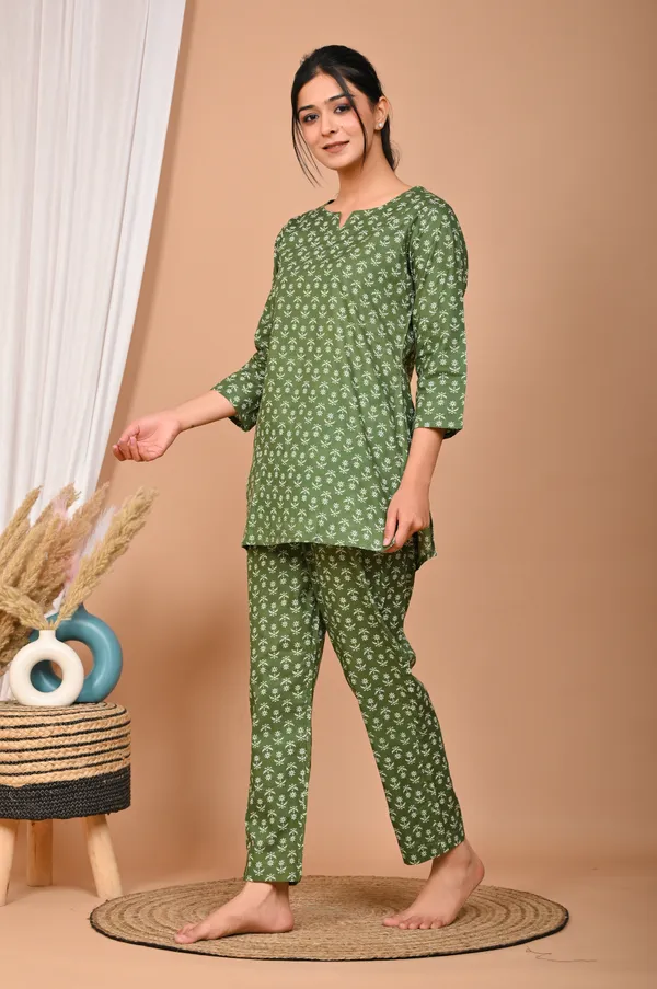 Olive_Green_Cotton_Printed_Night_Suit_For_Women