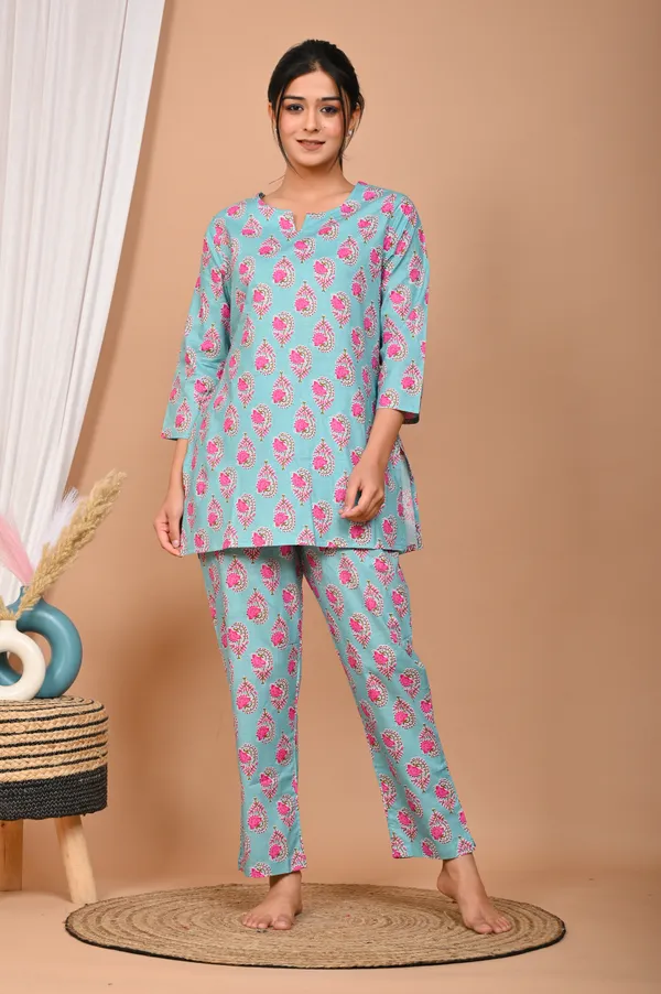 Sky_Blue_Cotton_Floral_Printed_Night_Suit_Set_For_Women
