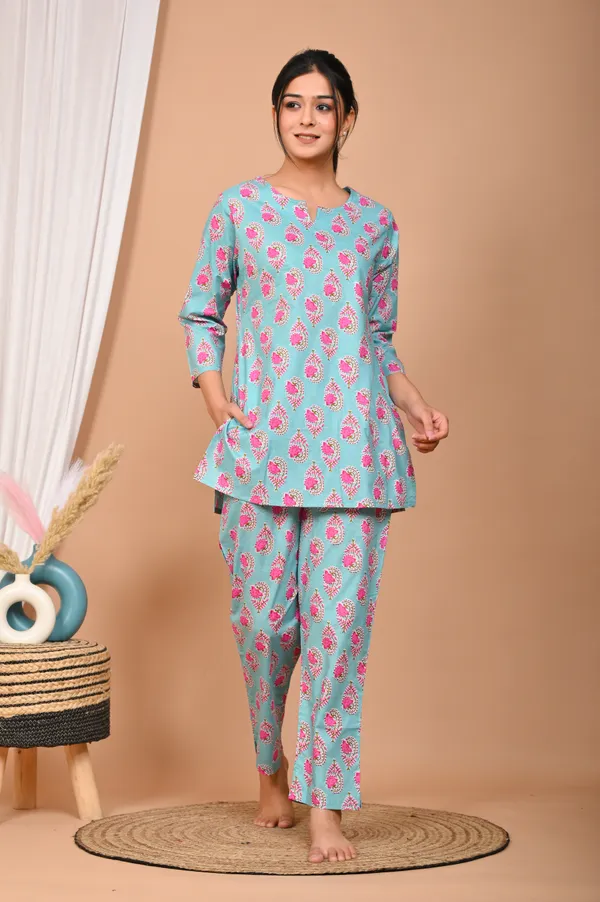 Sky_Blue_Cotton_Floral_Printed_Night_Suit_Set_For_Women