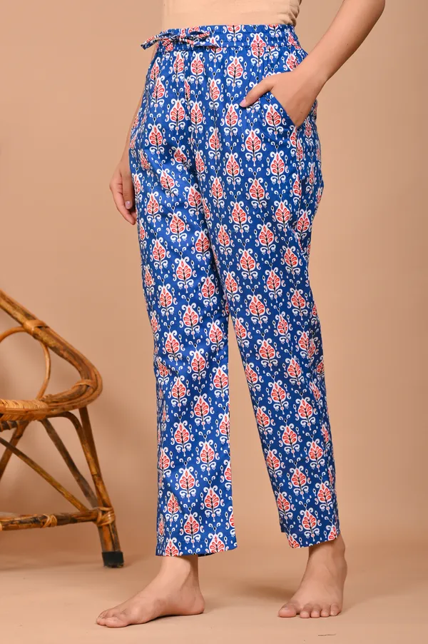 Blue_Cotton_Floral_Printed_Night_Suit_Set_For_Women