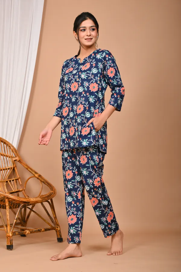Navy_Blue_Cotton_Floral_Printed_Night_Suit_Set_For_Women
