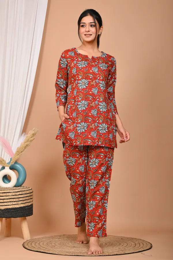 Rust_Orange_Cotton_Floral_Printed_Night_Suit_Set_For_Women