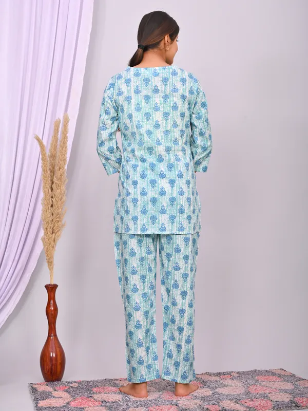 Sky_Blue_Cotton_Floral_Printed_Night_Suit_Set_For_Women