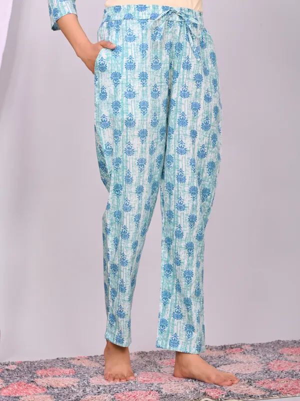 Sky_Blue_Cotton_Floral_Printed_Night_Suit_Set_For_Women