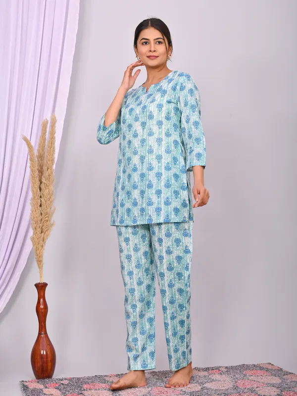 Sky_Blue_Cotton_Floral_Printed_Night_Suit_Set_For_Women