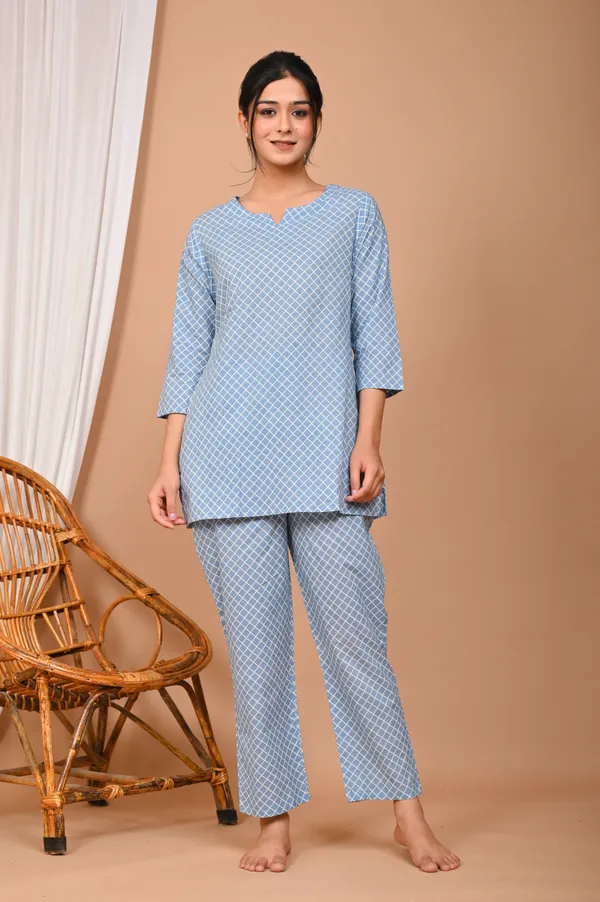 Sky_Blue_Cotton_Geometric_Printed_Night_Suit_Set_For_Women