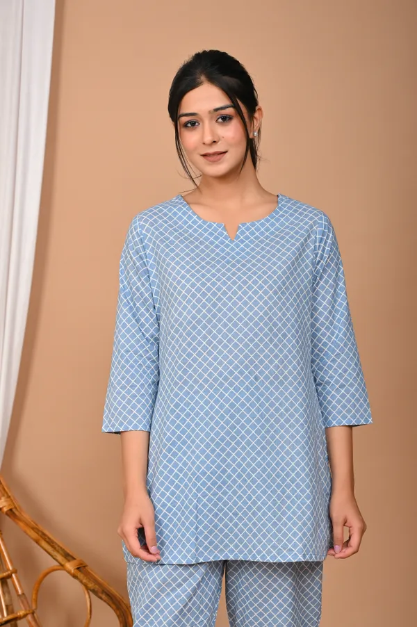 Sky_Blue_Cotton_Geometric_Printed_Night_Suit_Set_For_Women