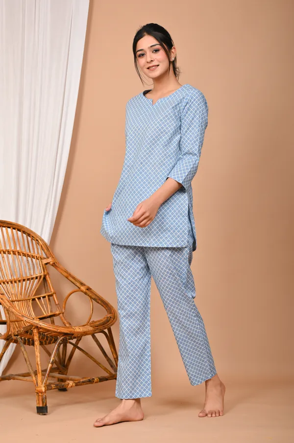 Sky_Blue_Cotton_Geometric_Printed_Night_Suit_Set_For_Women