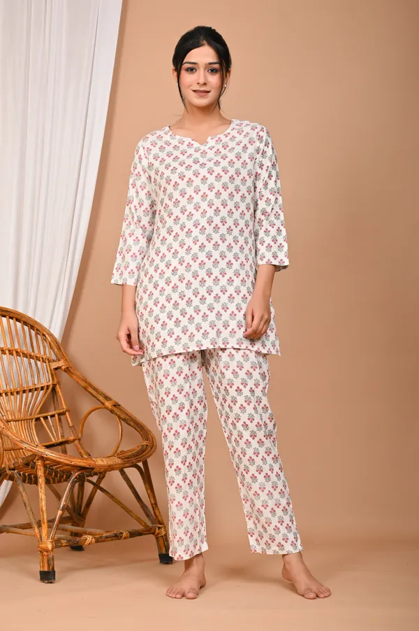 White_Cotton_Floral_Printed_Night_Suit_Set_For_Women