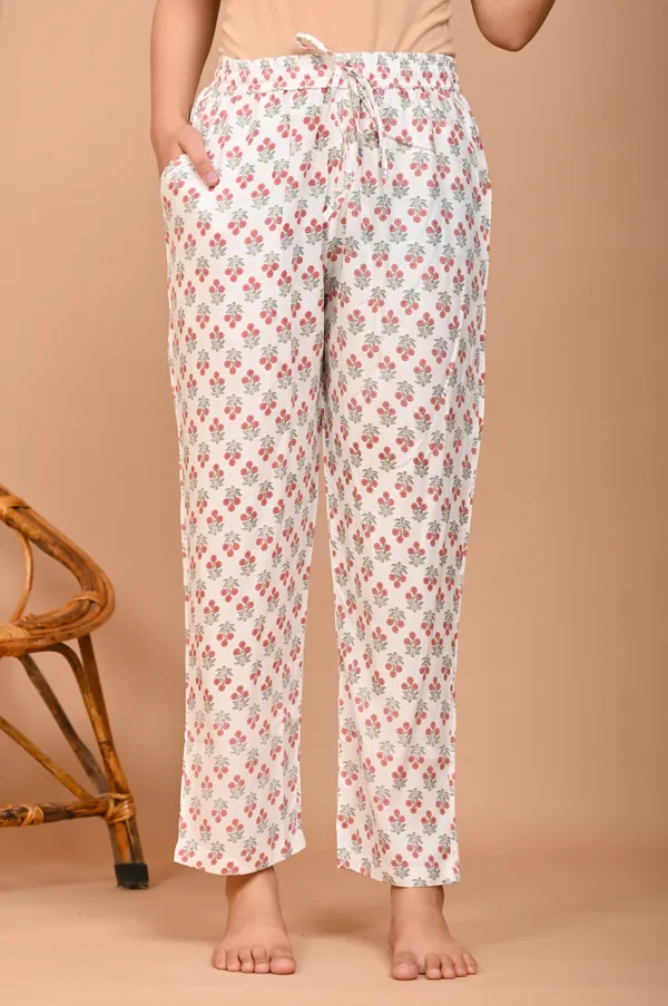 White_Cotton_Floral_Printed_Night_Suit_Set_For_Women
