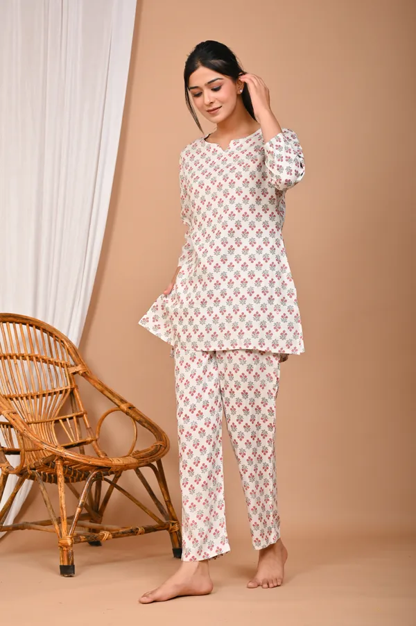 White_Cotton_Floral_Printed_Night_Suit_Set_For_Women