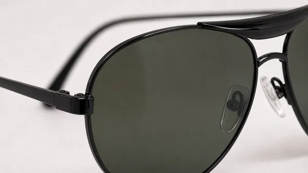 Black_Metal_Aviator_Dark_Green_Lens_Sunglasses_For_Men
