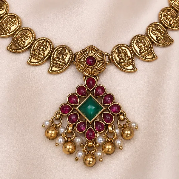 Lakshmi_Leaf_Necklace