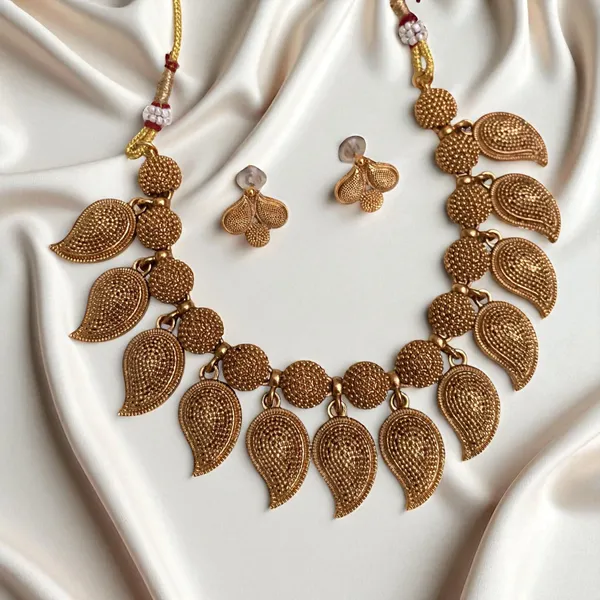 Antique_Kemp_Necklace