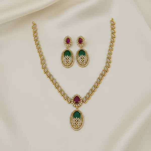 Aurika_Sparkling_Necklace