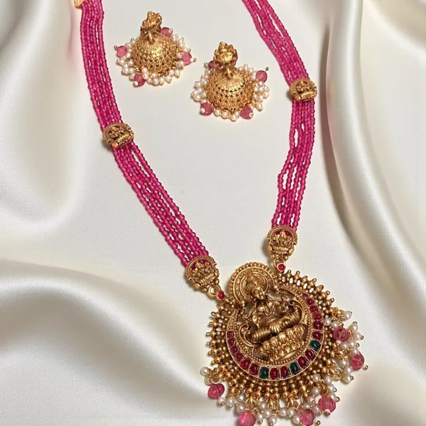 Divine_Aura_Necklace