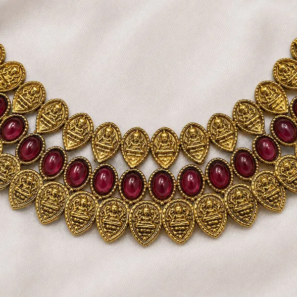 Stud_Leaf_Necklace