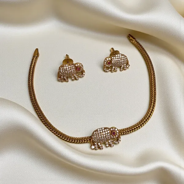 Elephant_Choker