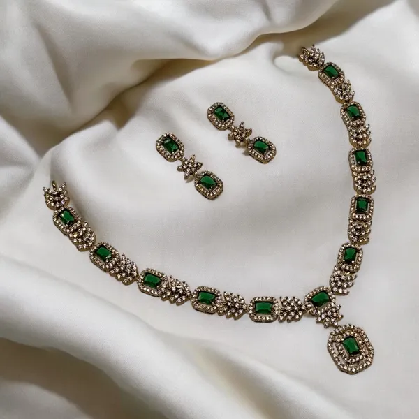 Empress_Choker