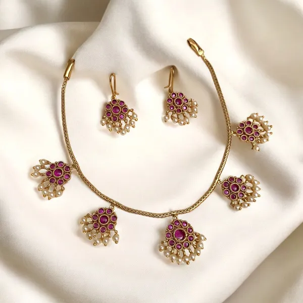 Flower_Pearl_Necklace
