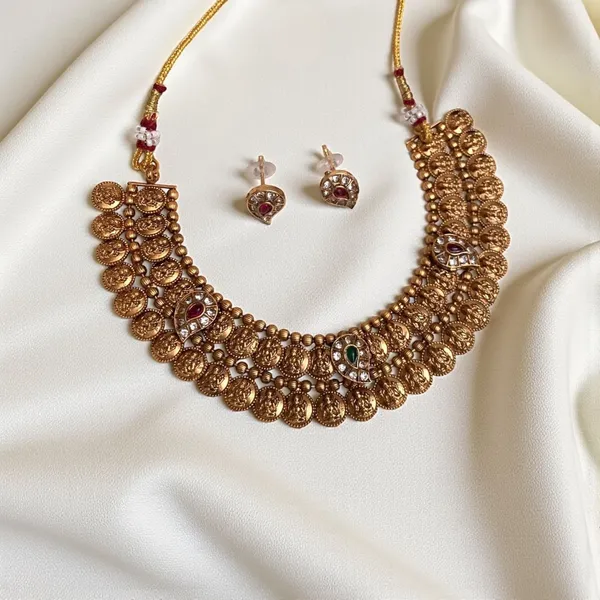 Golden_Aura_Coined_Necklace