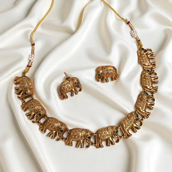 Golden_Elephant_Necklace