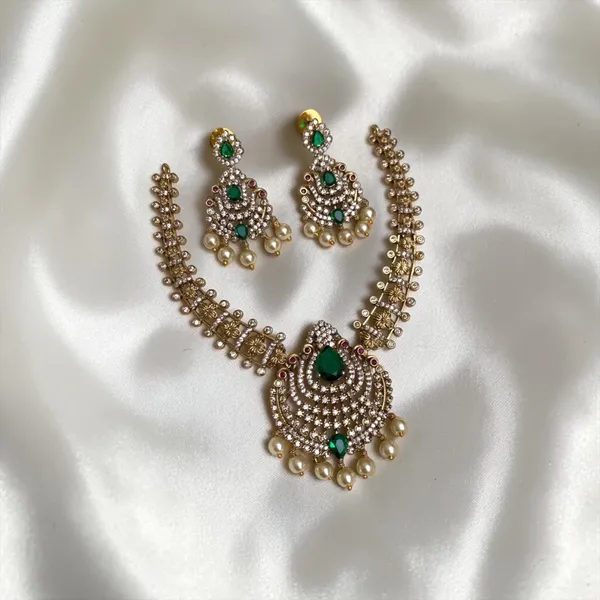 Ira_Regal_Necklace