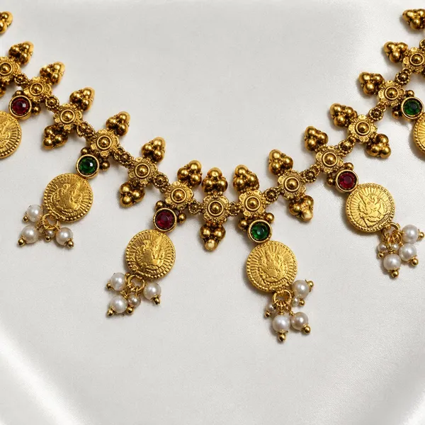 Maanvika_Necklace