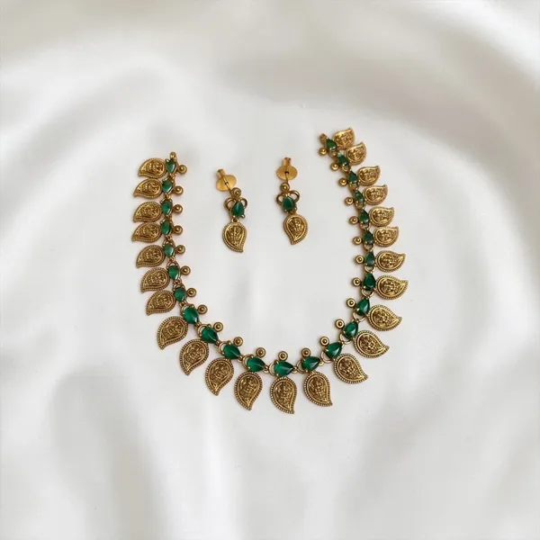Kemp_Leaf_Necklace