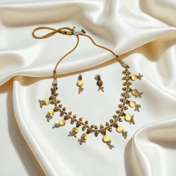 Maanvika_Necklace
