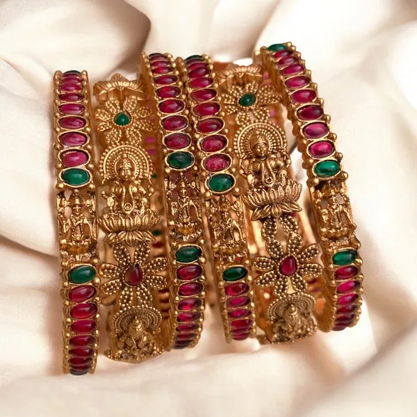 Mandira_Bangles