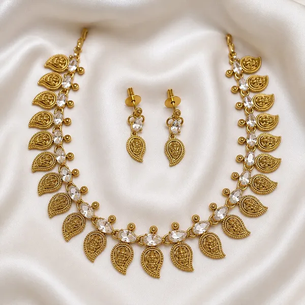 Kemp_Leaf_Necklace
