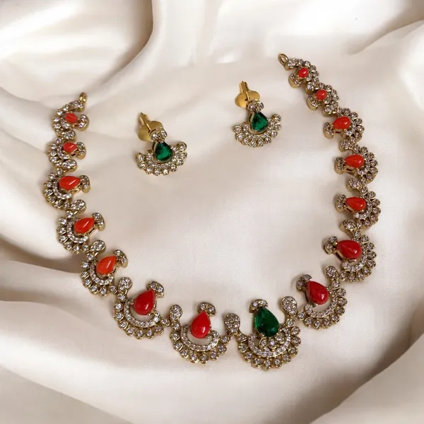 Ornate_Charm_Necklace