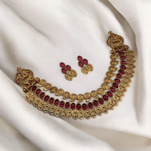 Stud_Leaf_Necklace