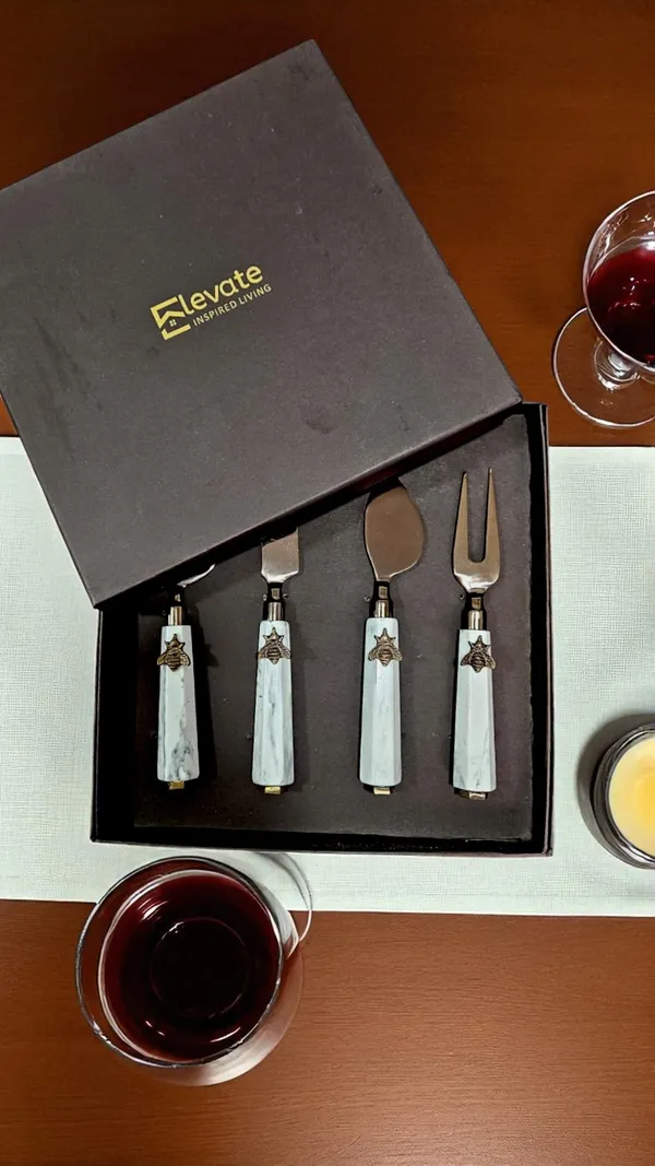 Golden_Hive_Cheese_Knives_Set_Of_4_Pcs
