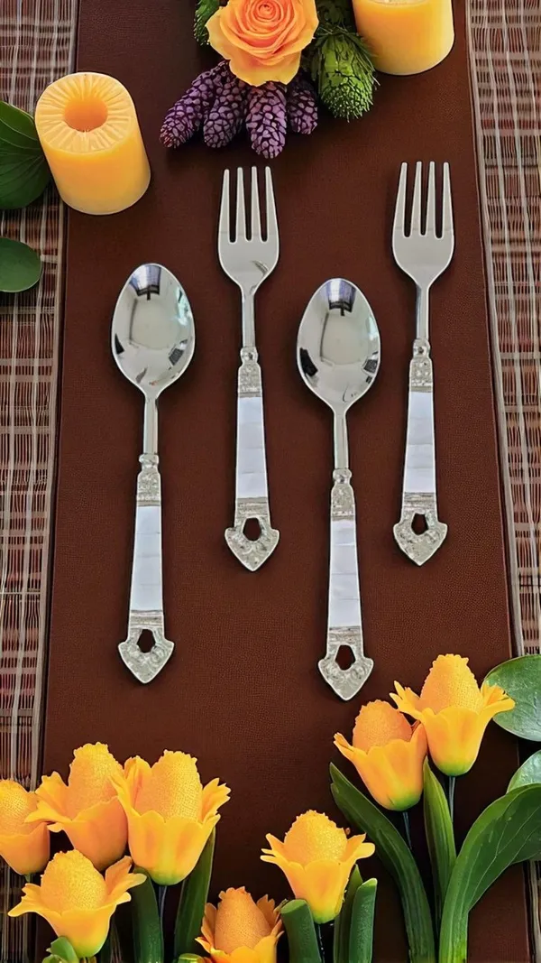 Lustrous_Pearl_Flatware_Set_Set_Of_12