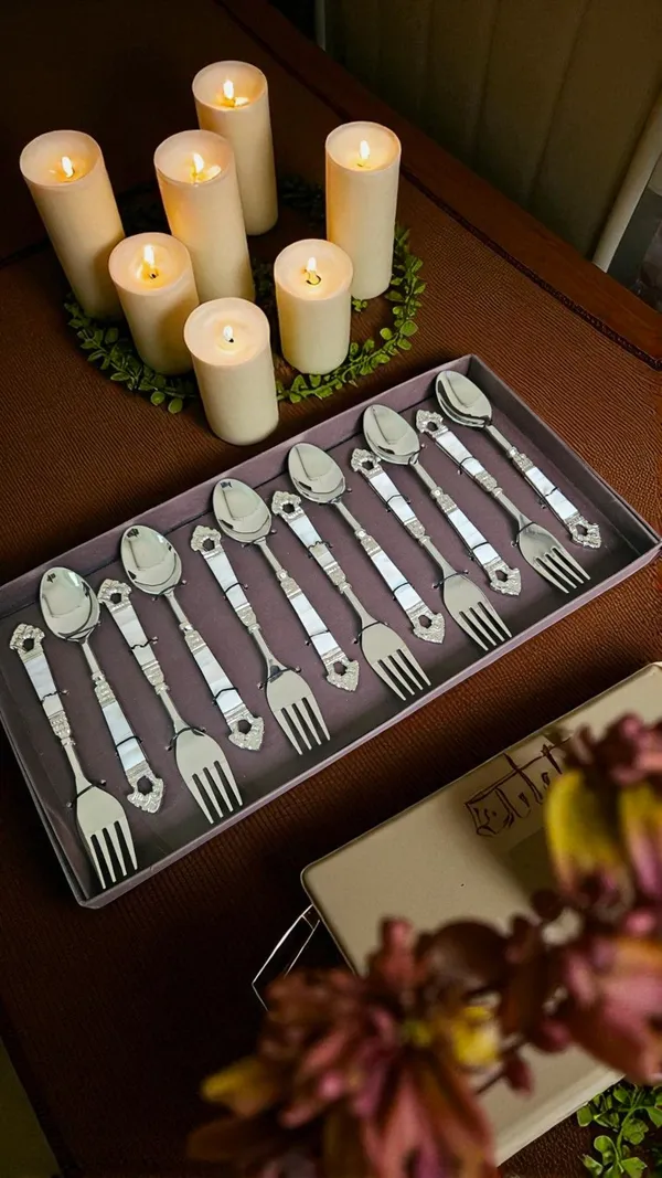 Lustrous_Pearl_Flatware_Set_Set_Of_12