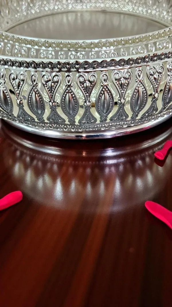 Lace_Edge_Silver_(Set_Of_2_Trays)