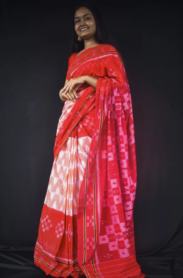 Bandhika_Maniabandha_Ikat_Pure_Cotton_Saree_Red_Cream_Traditional