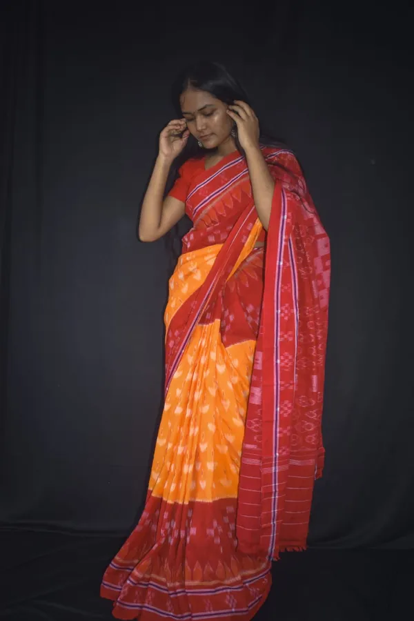 Bandhika_Maniabandha_Ikat_Pure_Cotton_Saree_Crimson_Red_Orange_Traditional_Handloom